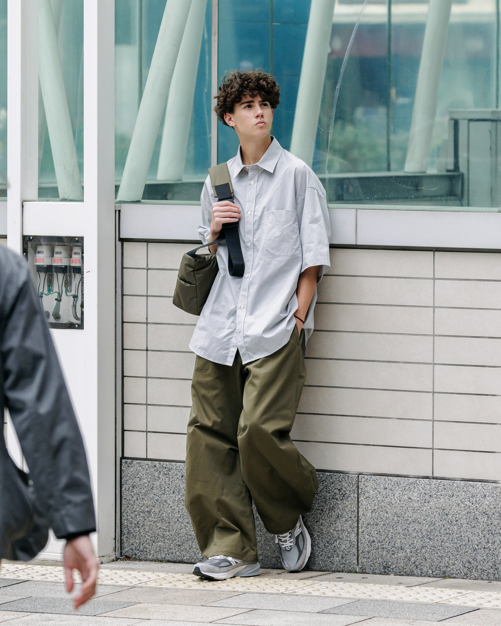 CLESSTE / Barrel Leg Easy Pants (Olive)