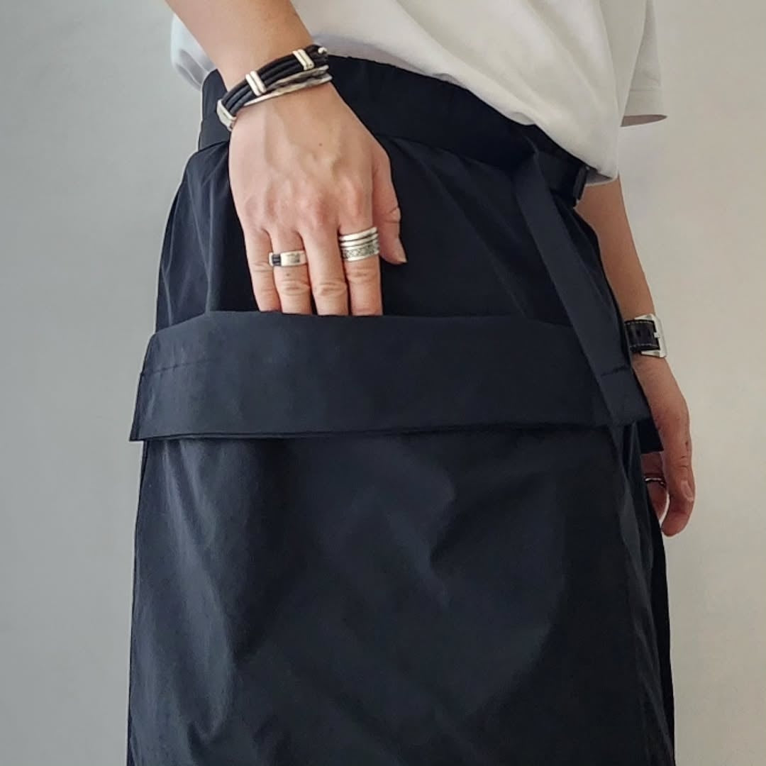 ESSAY / Acid Shorts