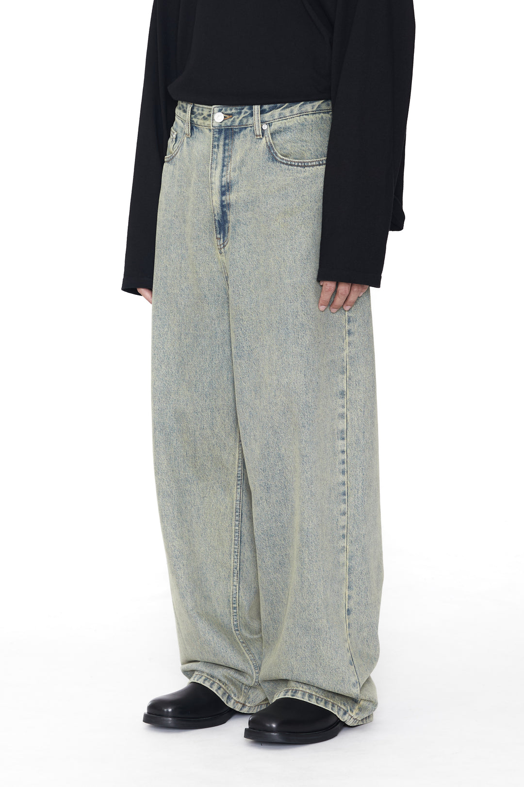 CODA / Indigo Acid Washed Distressed Extended Cut Luft Jeans