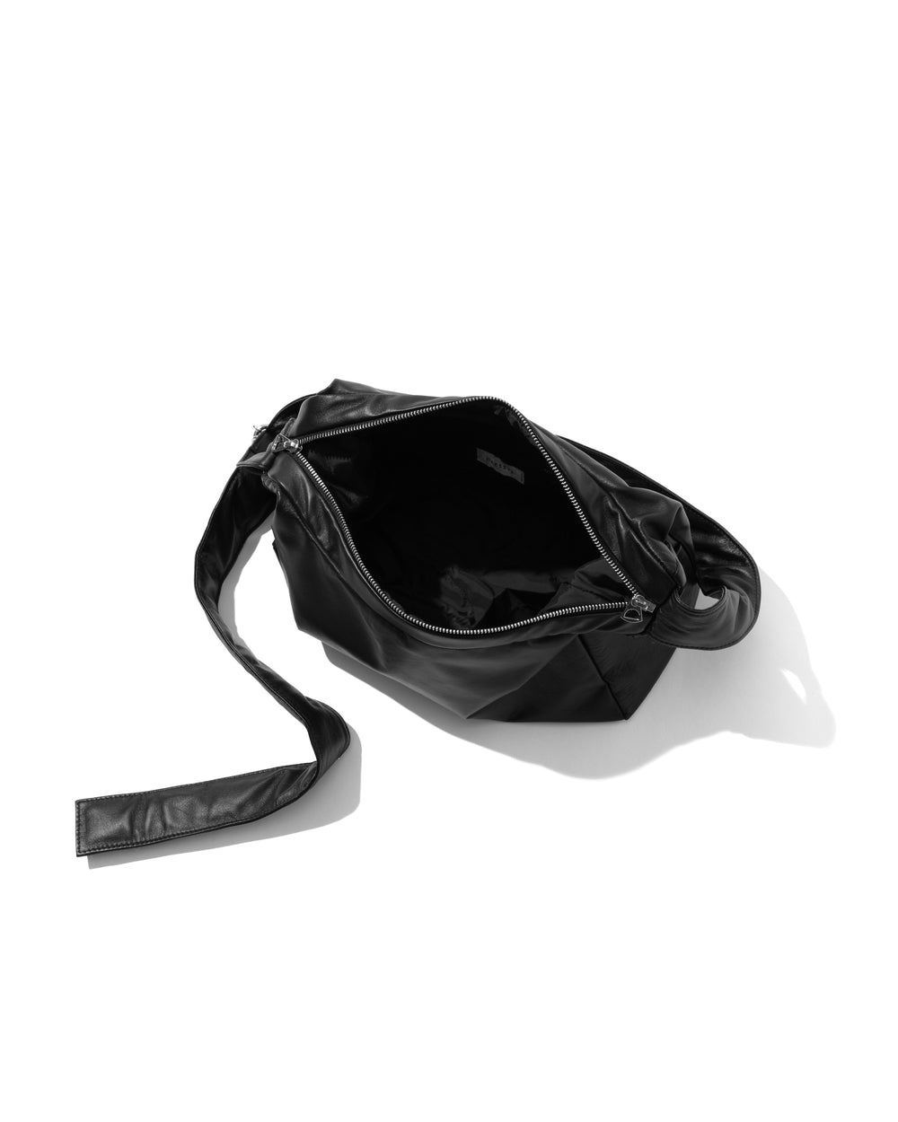 CLESSTE / Leather Holiday Bag