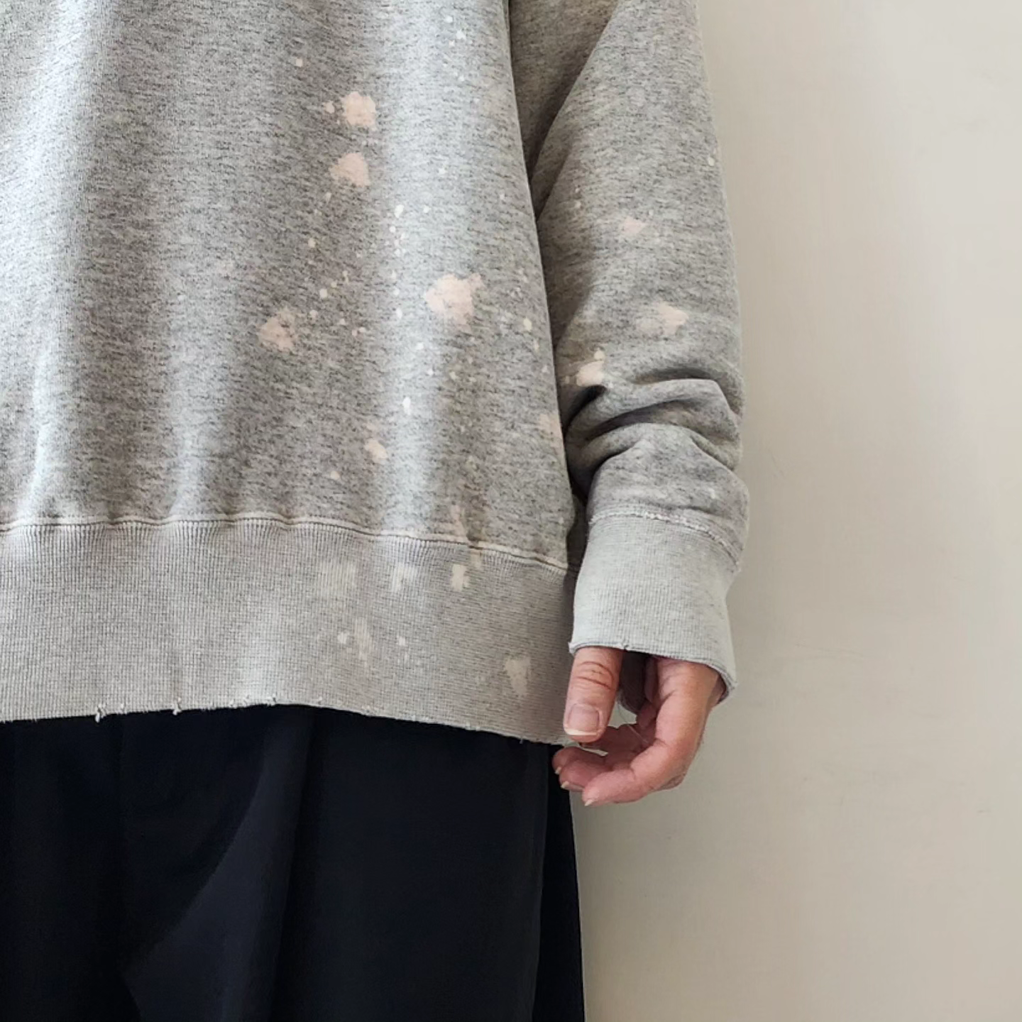 INTERIM / Bleach Hyper Big V Loop Wheel Seamless Sweat Shirt