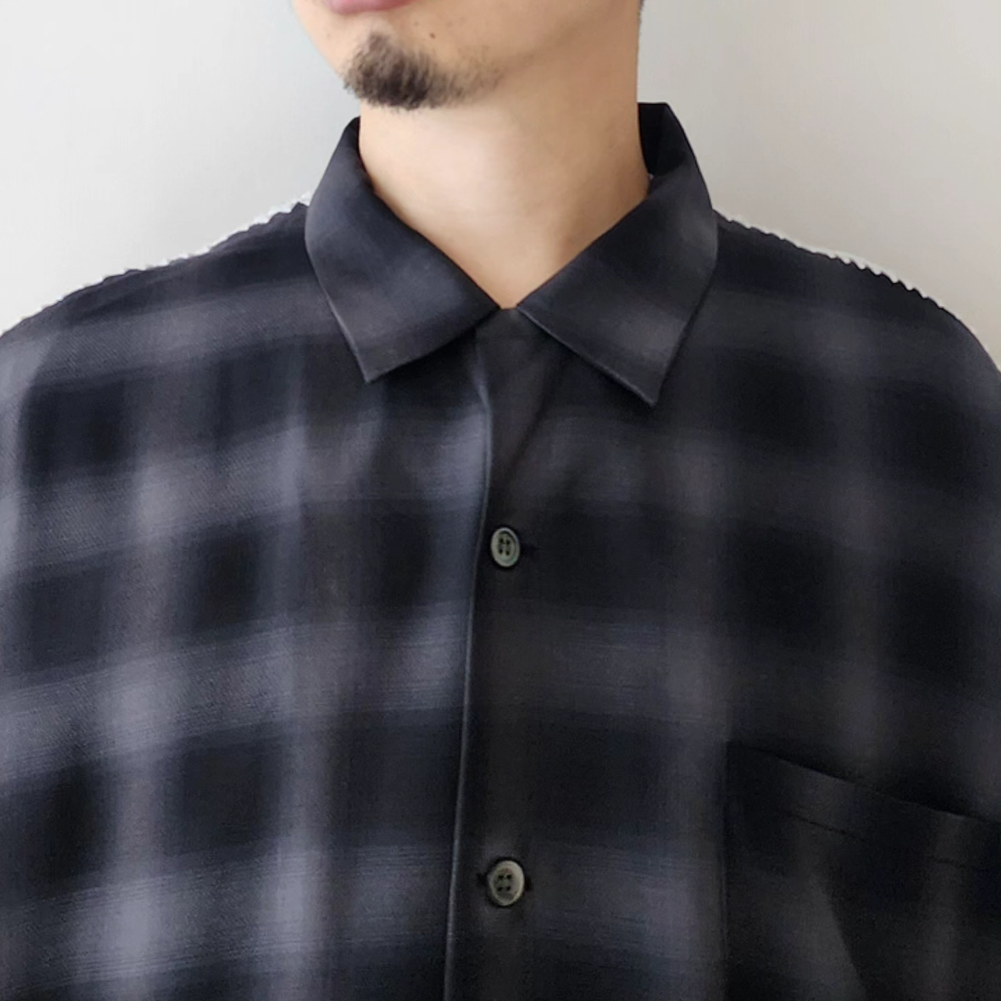 DISCOVERED / Ombre Wide Open Collar Shirts