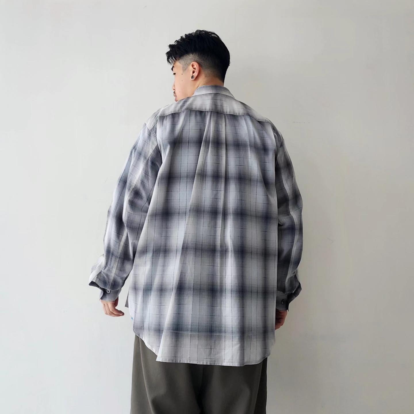 FACTOTUM / Voil Cotton Round Hem Shirt