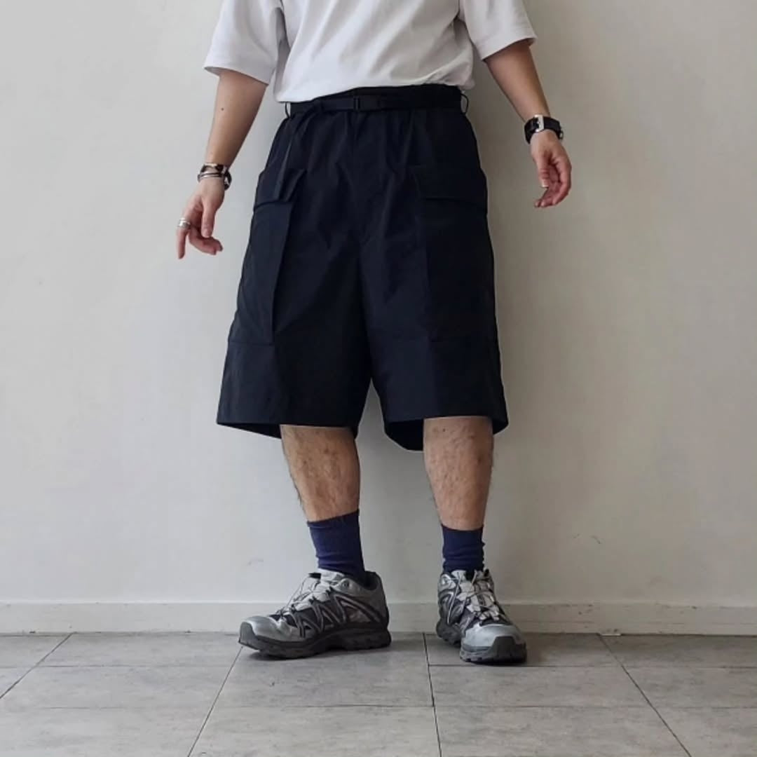 ESSAY / Acid Shorts