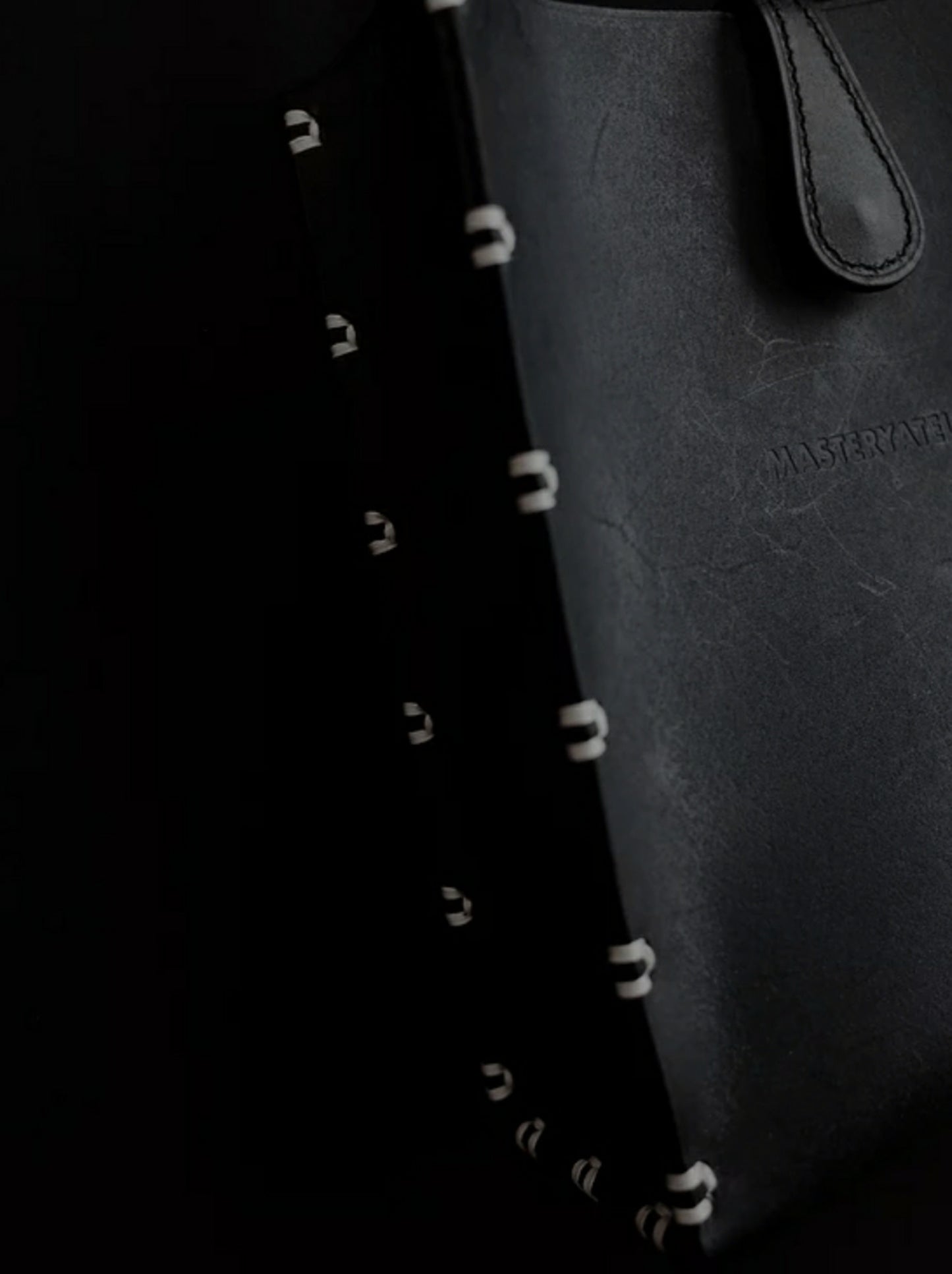 Clean Shoulder Bag