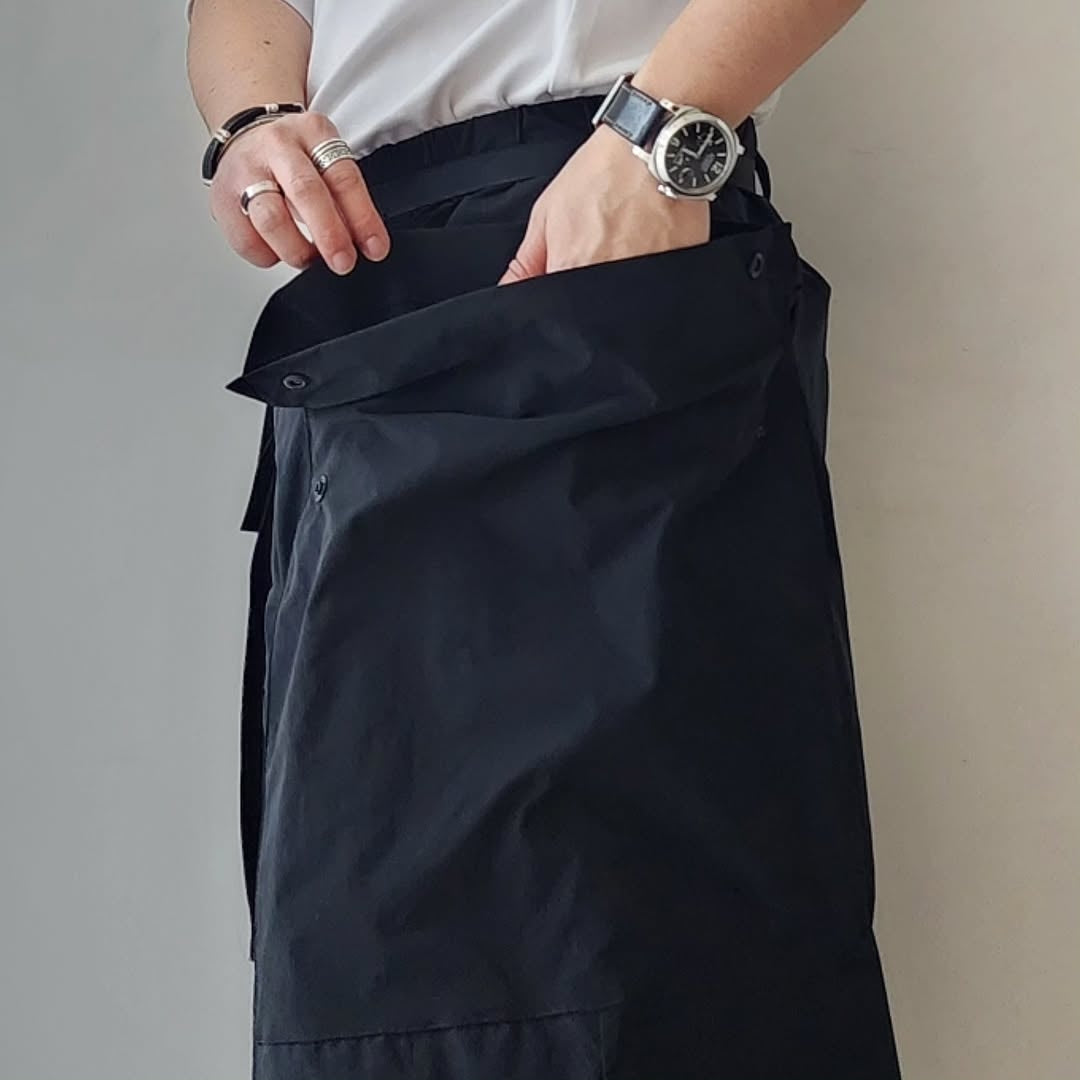 ESSAY / Acid Shorts