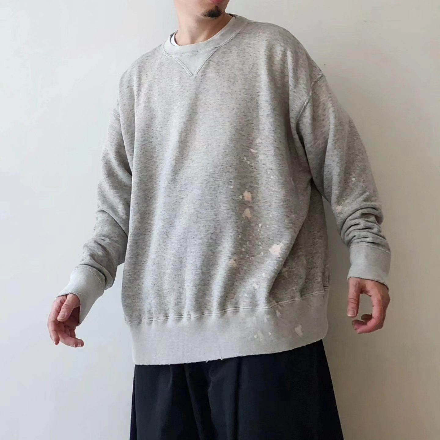 INTERIM / Bleach Hyper Big V Loop Wheel Seamless Sweat Shirt