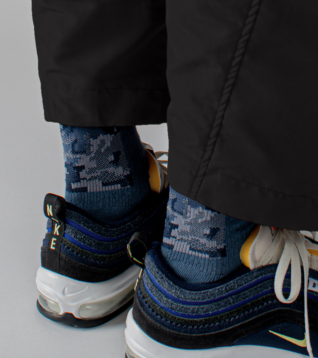Camo Ocean - Digit No. casual cuff socks
