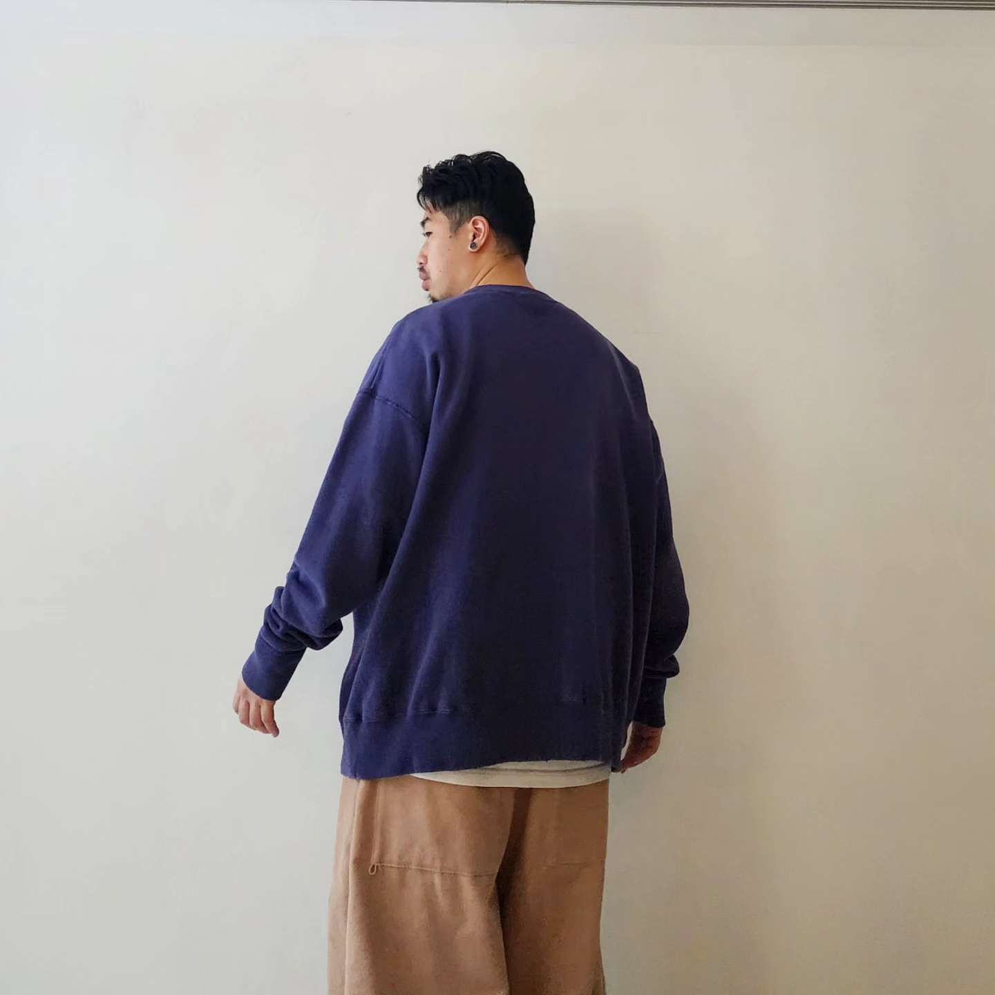 INTERIM / Bleach Hyper Big V Loop Wheel Seamless Sweat Shirt