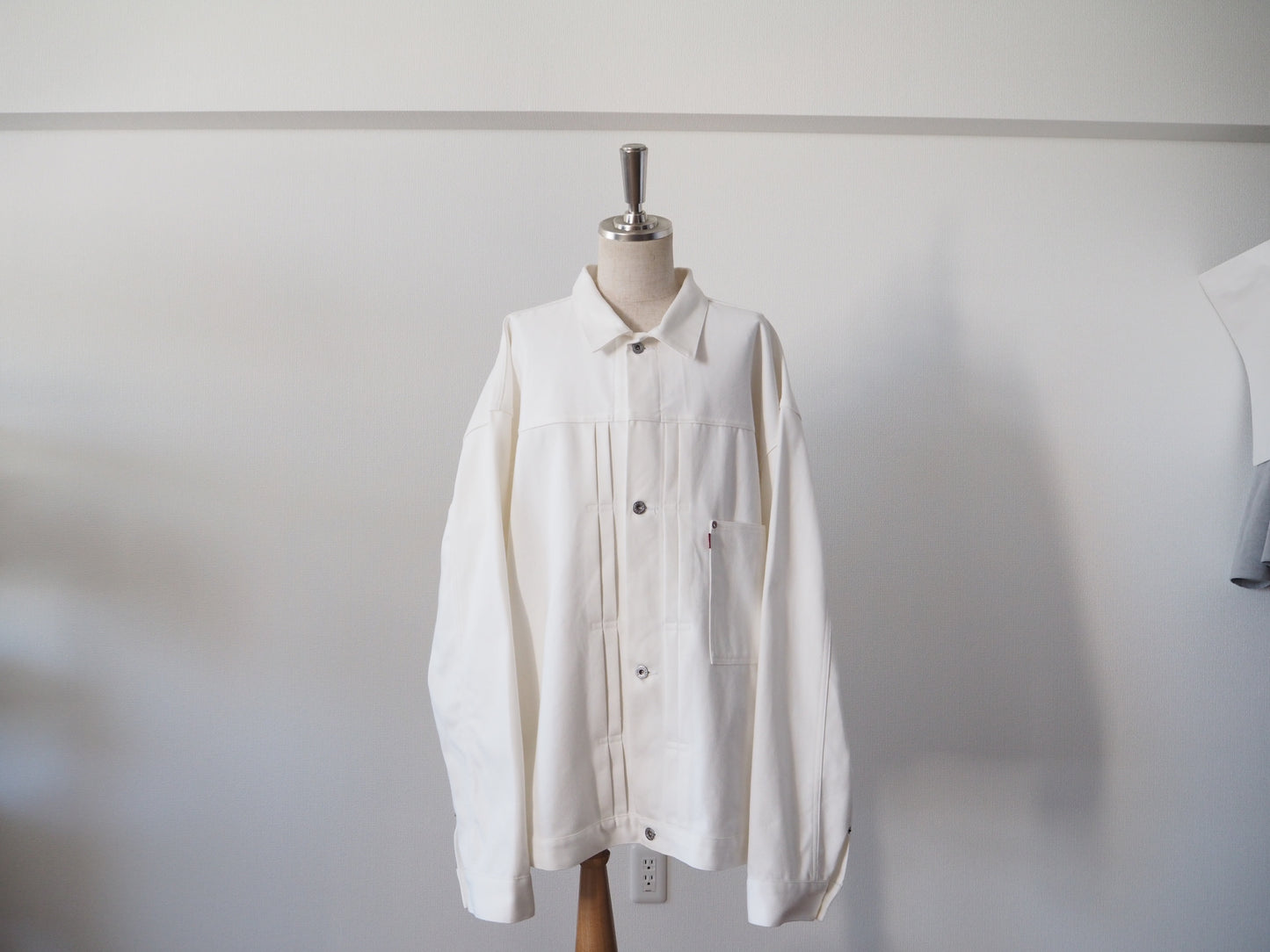 Hyper Big WWII "1st" White Shuttle Denim Jacket