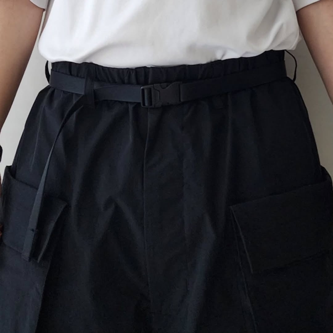 ESSAY / Acid Shorts