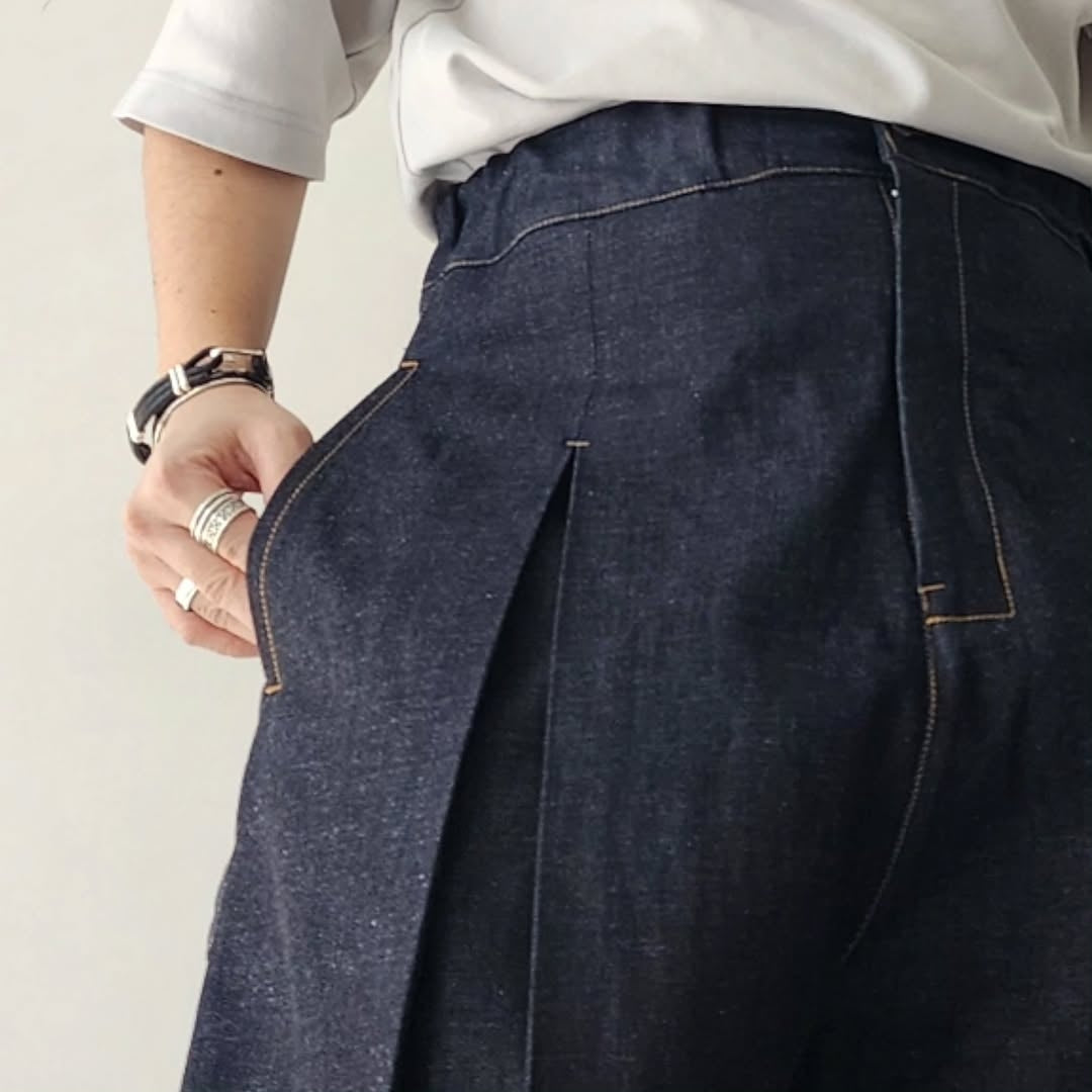 SAGE NATION / Box Pleat Short Denim - Raw Indigo