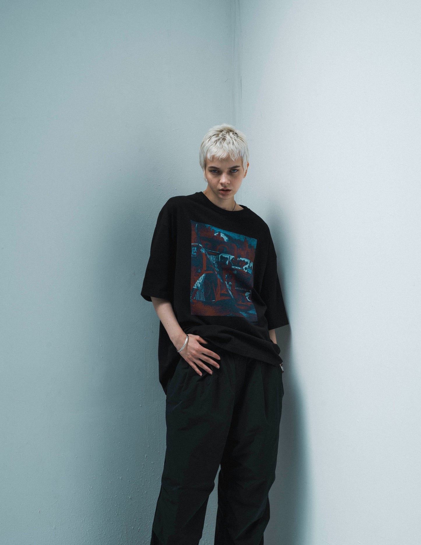 ESSAY / Oversized Drop Shoulder T-shirt