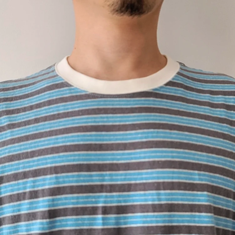 Yururi Tee 1 / 2 Border