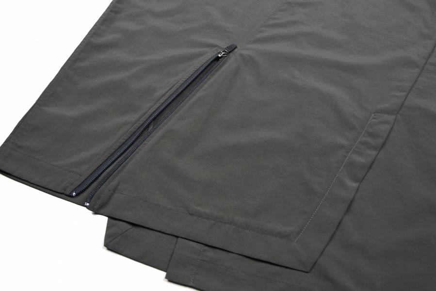 Fan Woven Tee