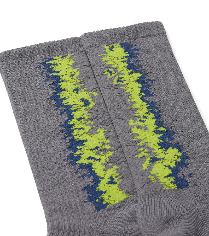 NOZZLEQUIZ / Gradient fntsy - LANDING Midcalf socks