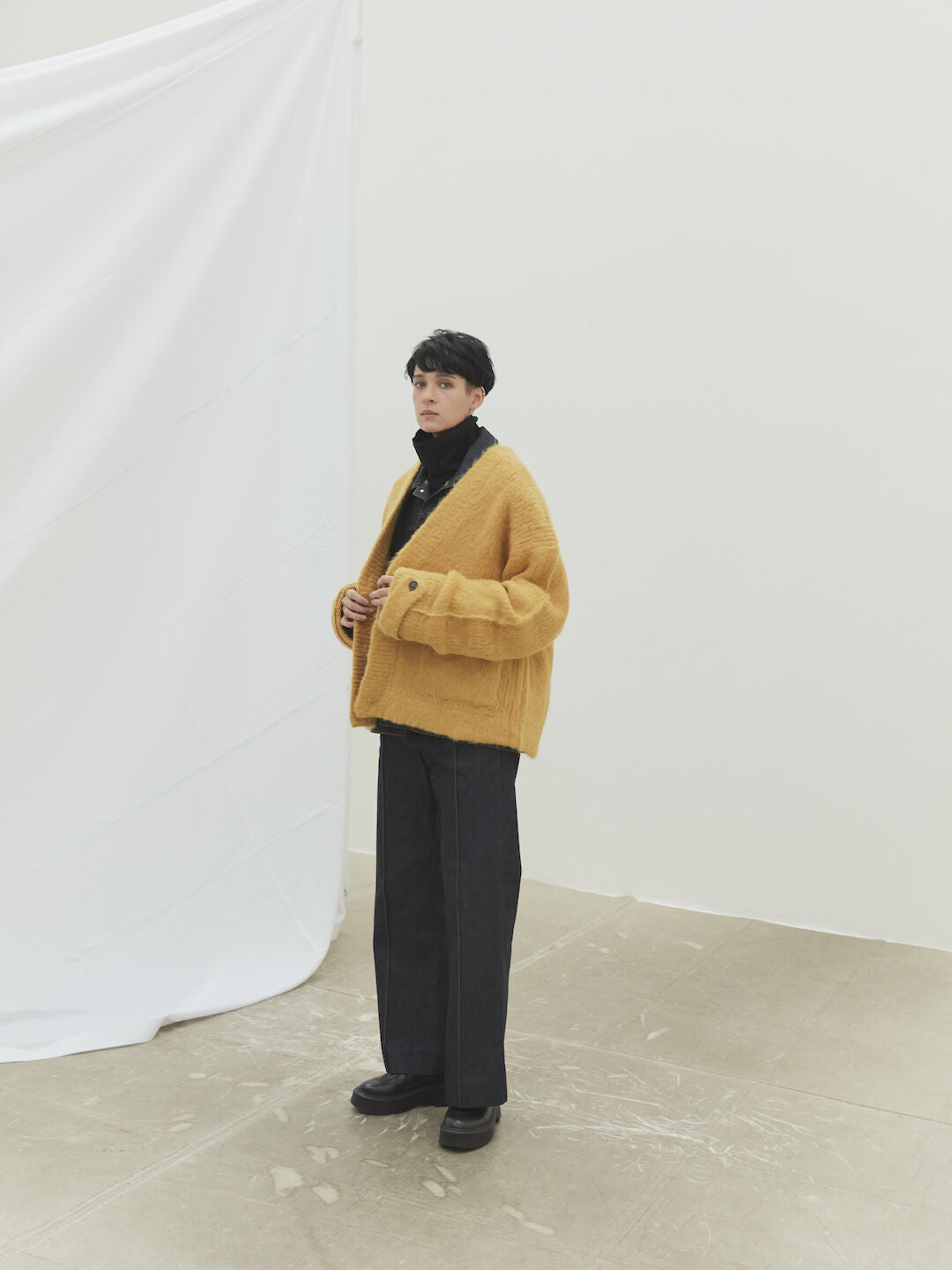 Alpaca Wool Vneck Cardigan (Mustard)