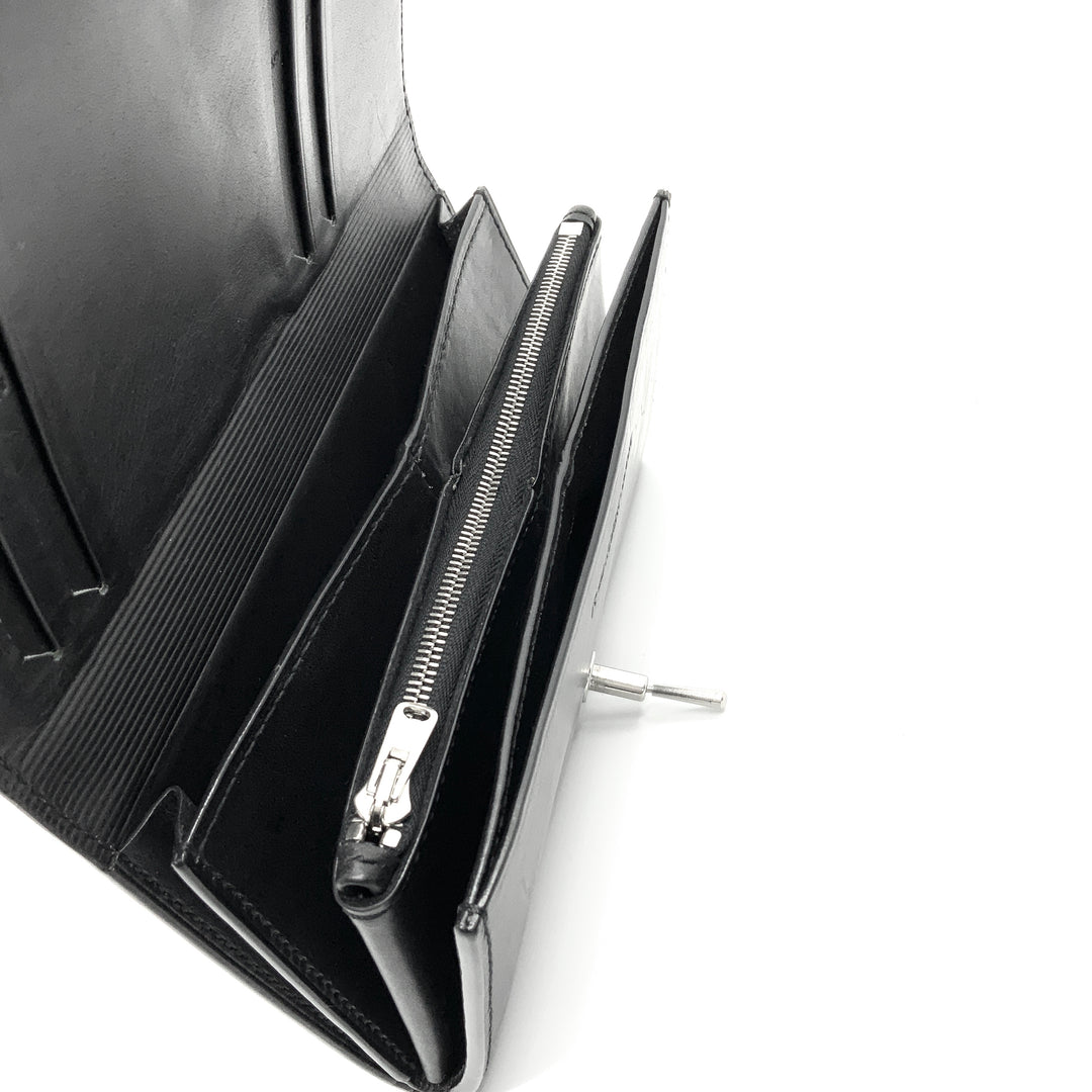 Switch Medium Wallet