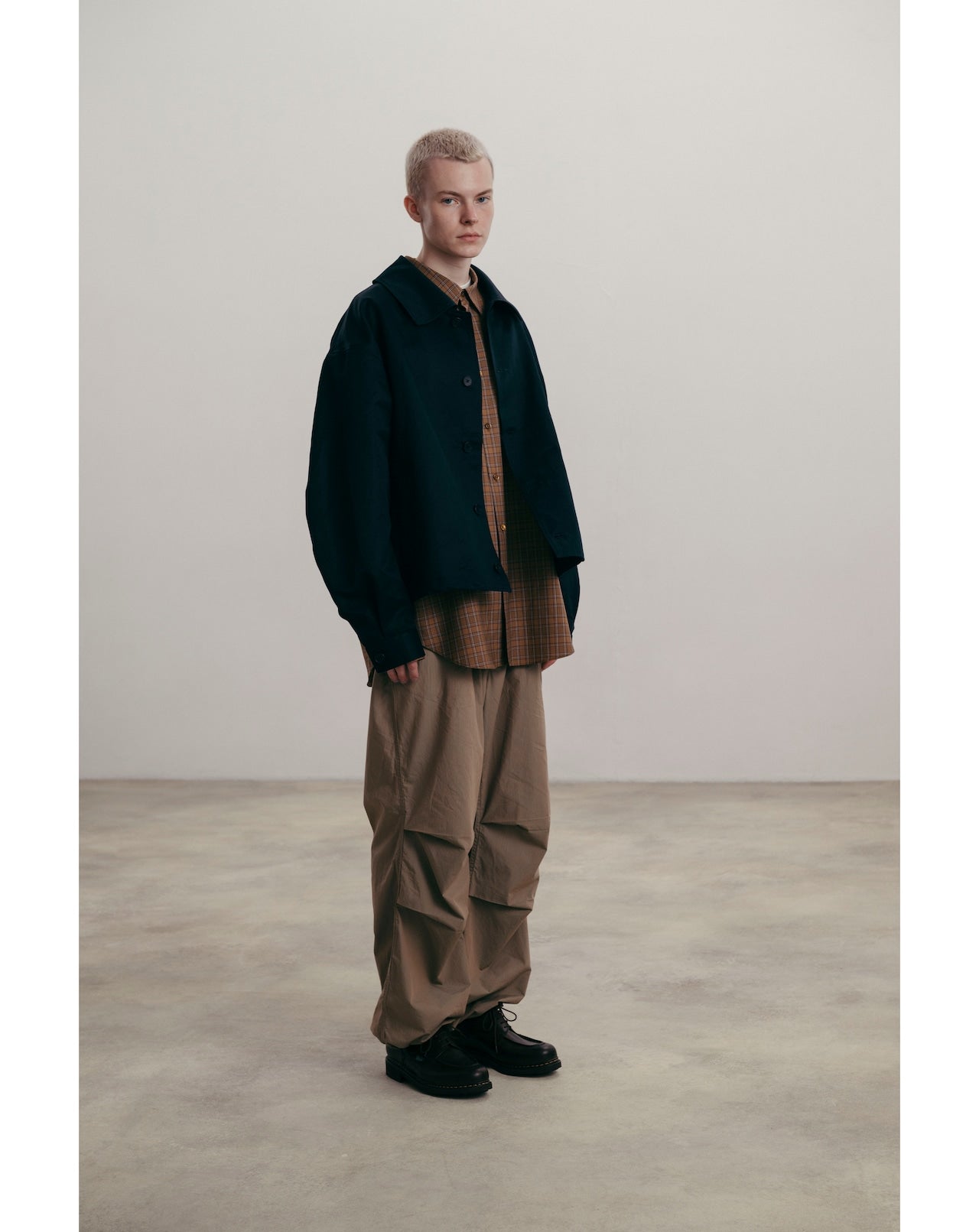 WELLDER / Wide Silhouette Over Pants