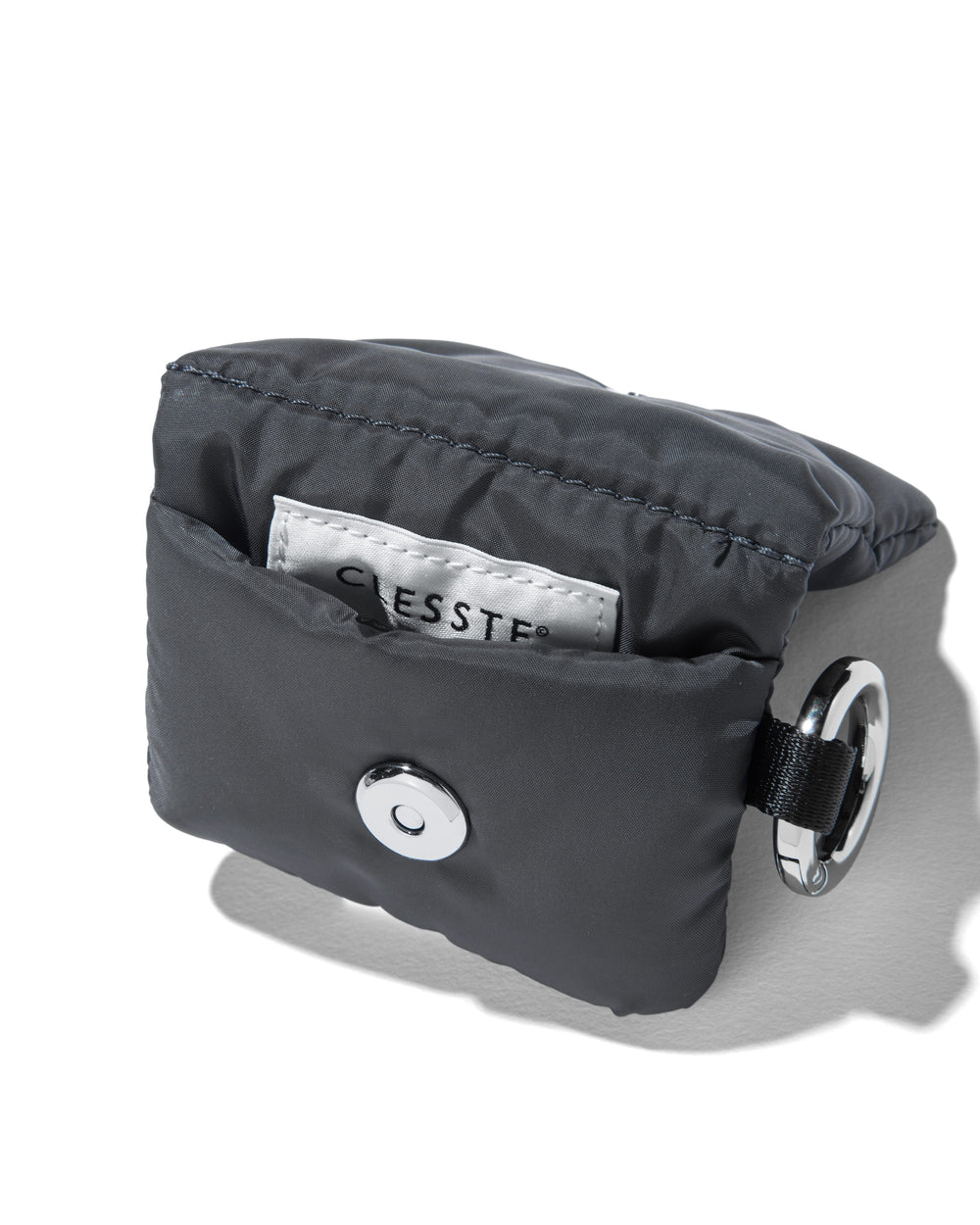 CLESSTE / Padded Airpod Case (Charcoal)