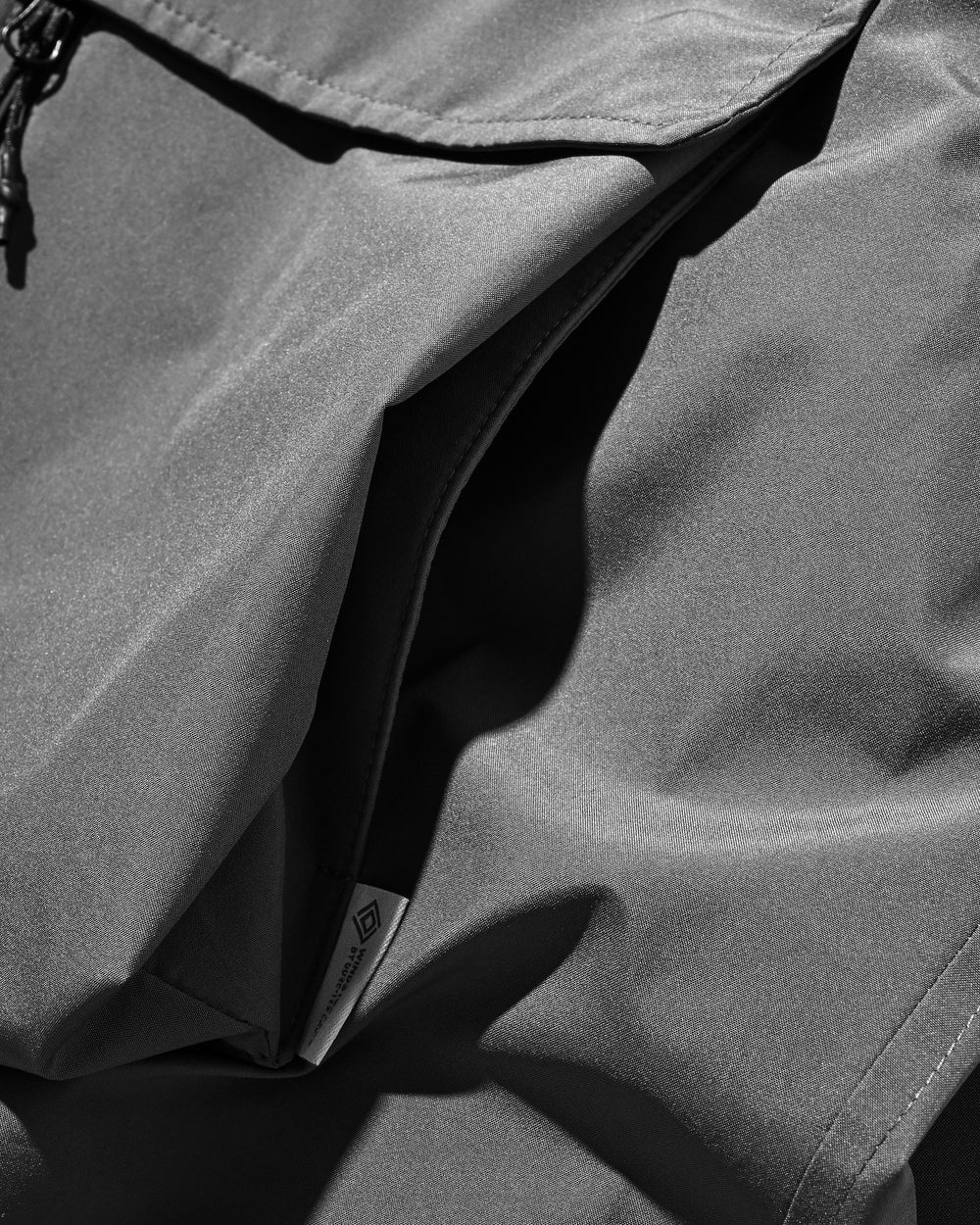 CLESSTE / +Phenix Windstopper® By Gore-Tex Labs Detachable Wading Shirt Jacket (Graphite Gray)