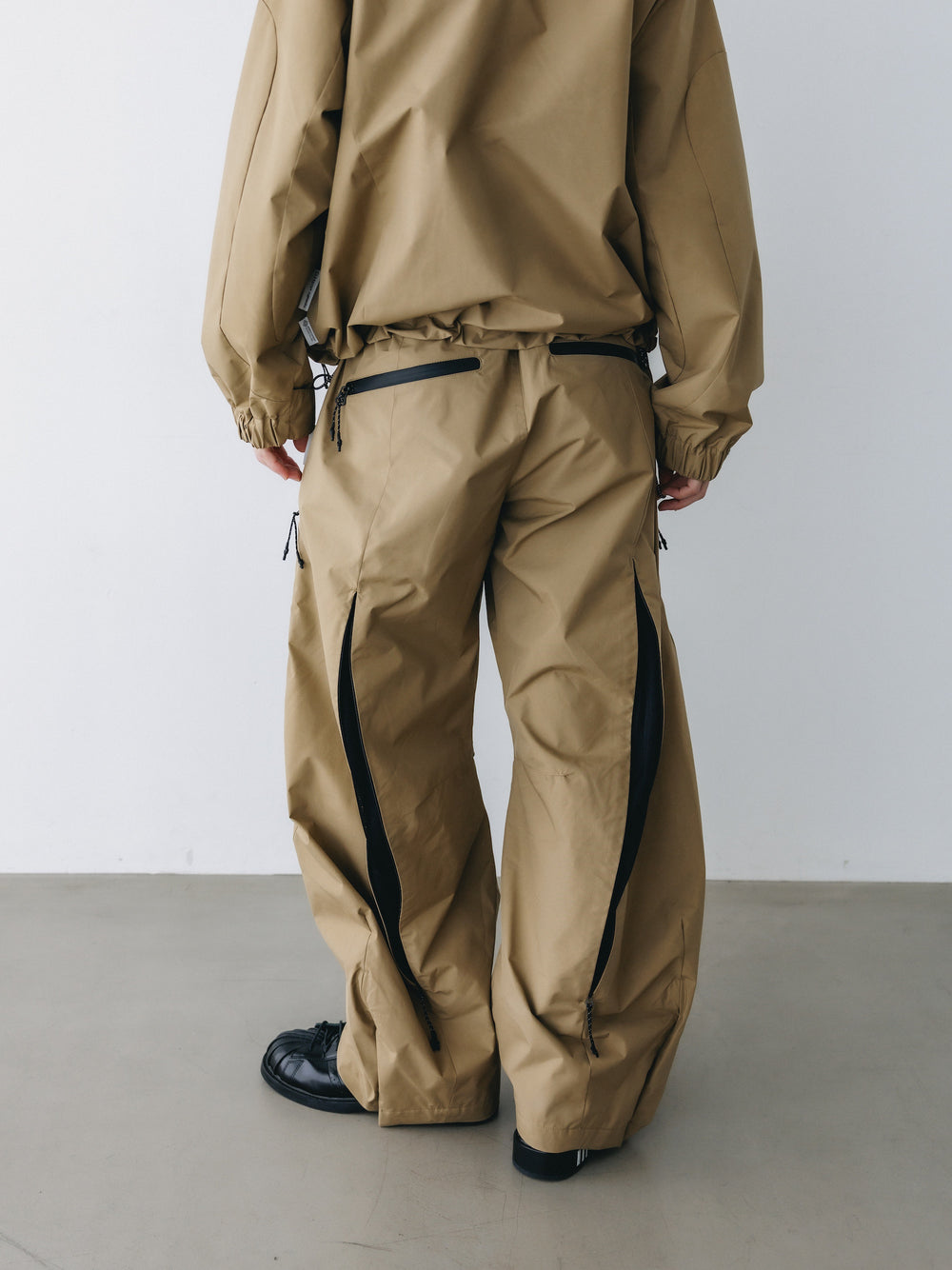 CLESSTE / +Phenix Windstopper ® By Gore-tex Labs City Barrel Leg