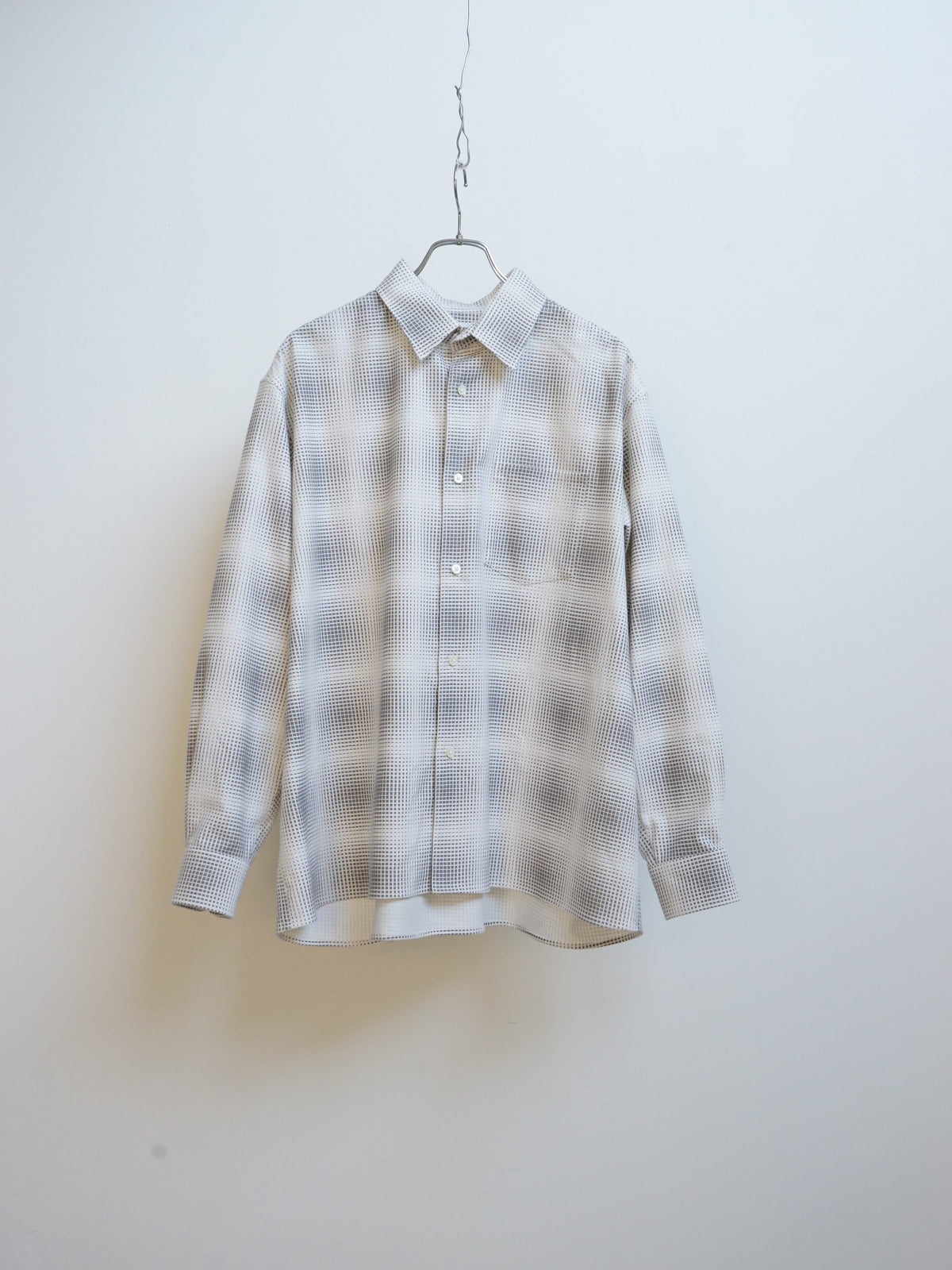 REVERBERATE / Flannel Shirt (White x Grey)