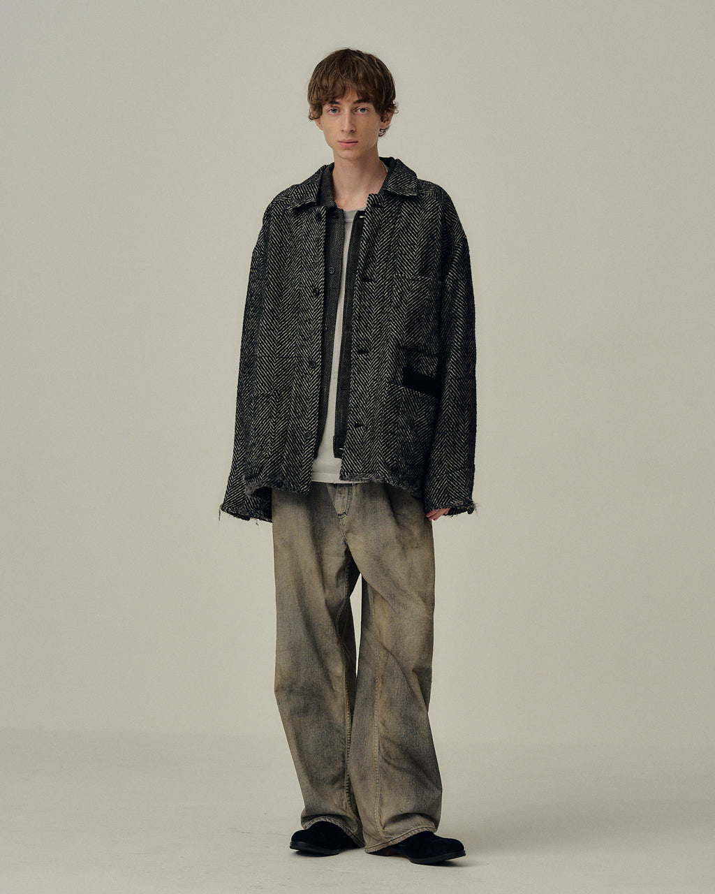 ANCELLM / Damage Wool Herringbone Coverall (White x Black)
