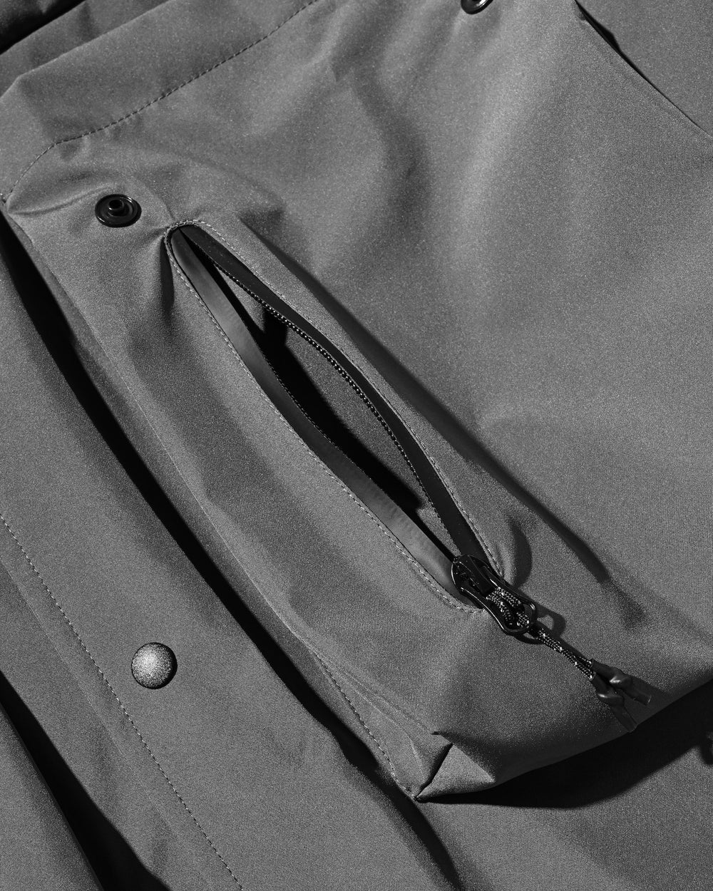 CLESSTE / +Phenix Windstopper® By Gore-Tex Labs Detachable Wading Shirt Jacket (Graphite Gray)