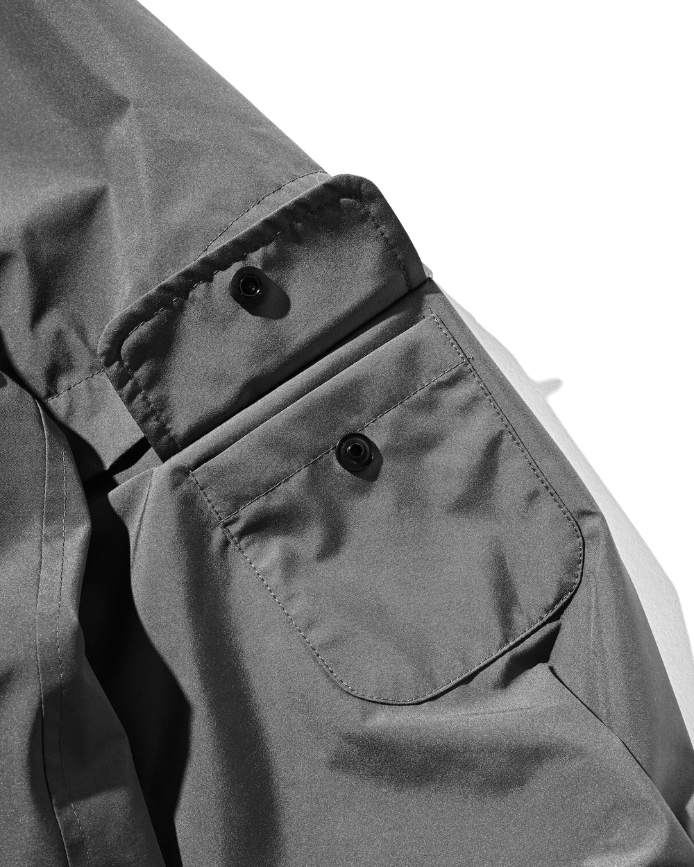CLESSTE / +Phenix Windstopper® By Gore-Tex Labs Detachable Wading Shirt Jacket (Graphite Gray)