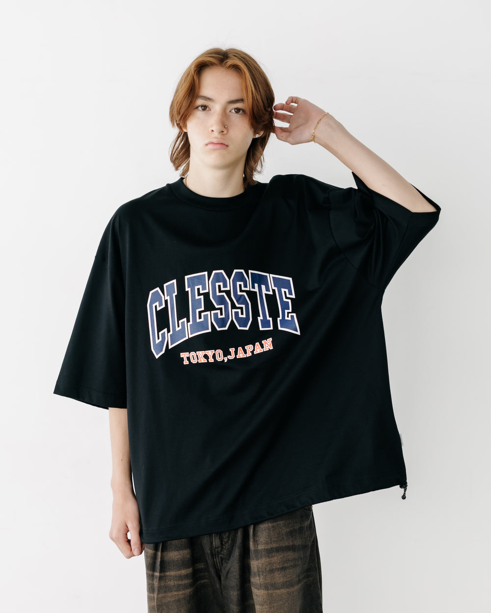 CLESSTE / College Logo Print Massive T-Shirt With Drawstrings (Black)