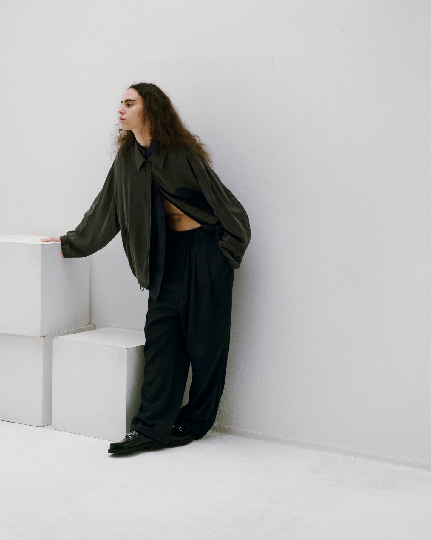 BLANC YM / Cupro Drizzer Jkt (Black)