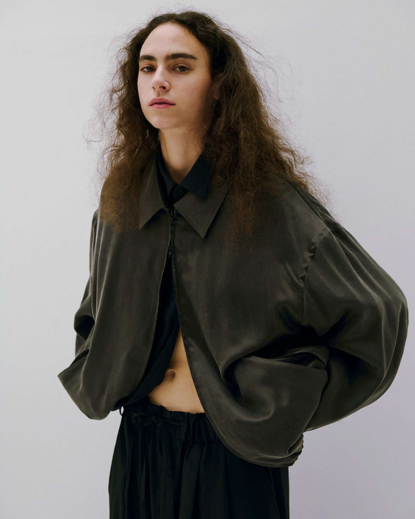 BLANC YM / Cupro Drizzer Jkt (Black)