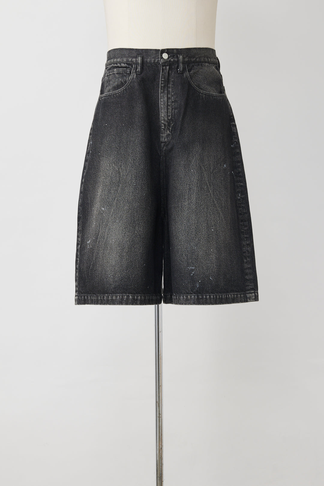 SHINYAKOZUKA / Painted Ordinary City Loose Shorts (Black)