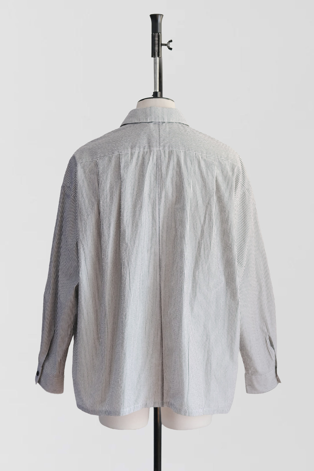 SHINYAKOZUKA / Roomy Shirt (Black Stripe)