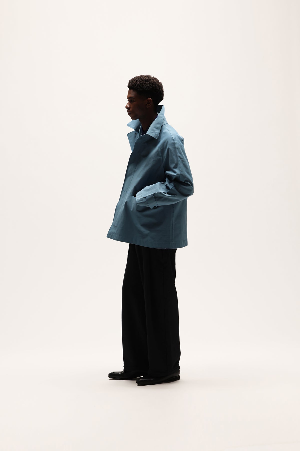 KANEMASA PHIL / 36G ECONYL Half Coat (Blue Gray)