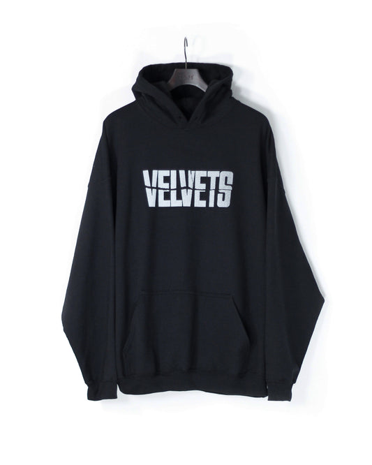 ESSAY / Black Parka - Velvets