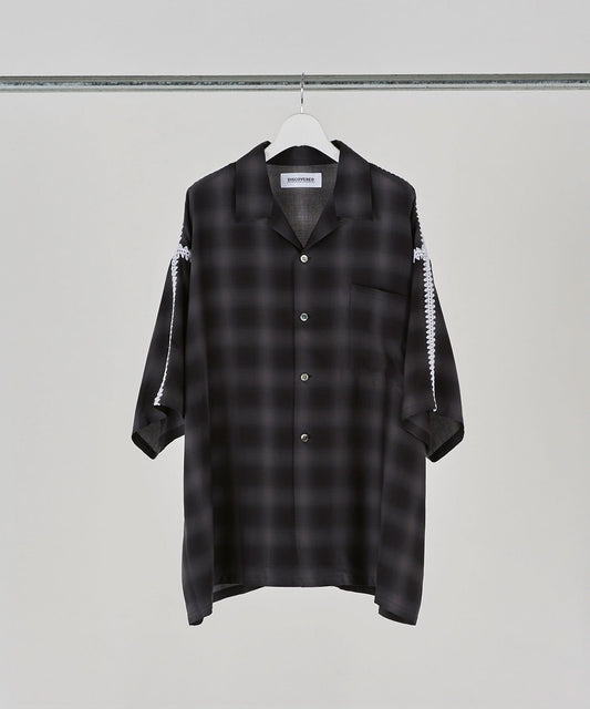DISCOVERED / Ombre Wide Open Collar Shirts