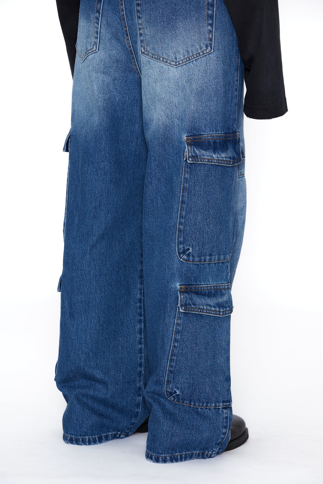 CODA / Indigo Denin Flared Cut Cargo Pants