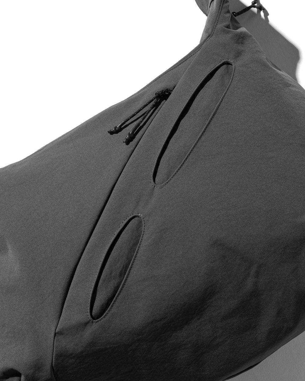 CLESSTE / Soft Shell Future Bag
