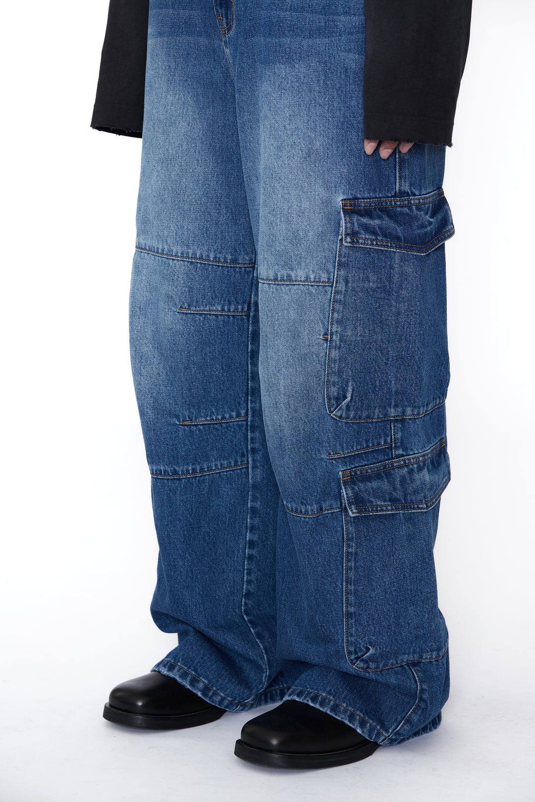 CODA / Indigo Denin Flared Cut Cargo Pants