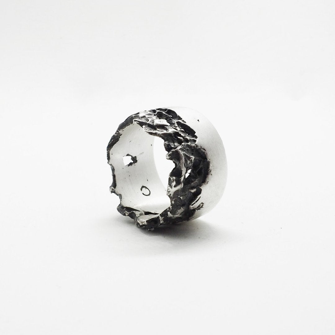 Citizen Band Ring