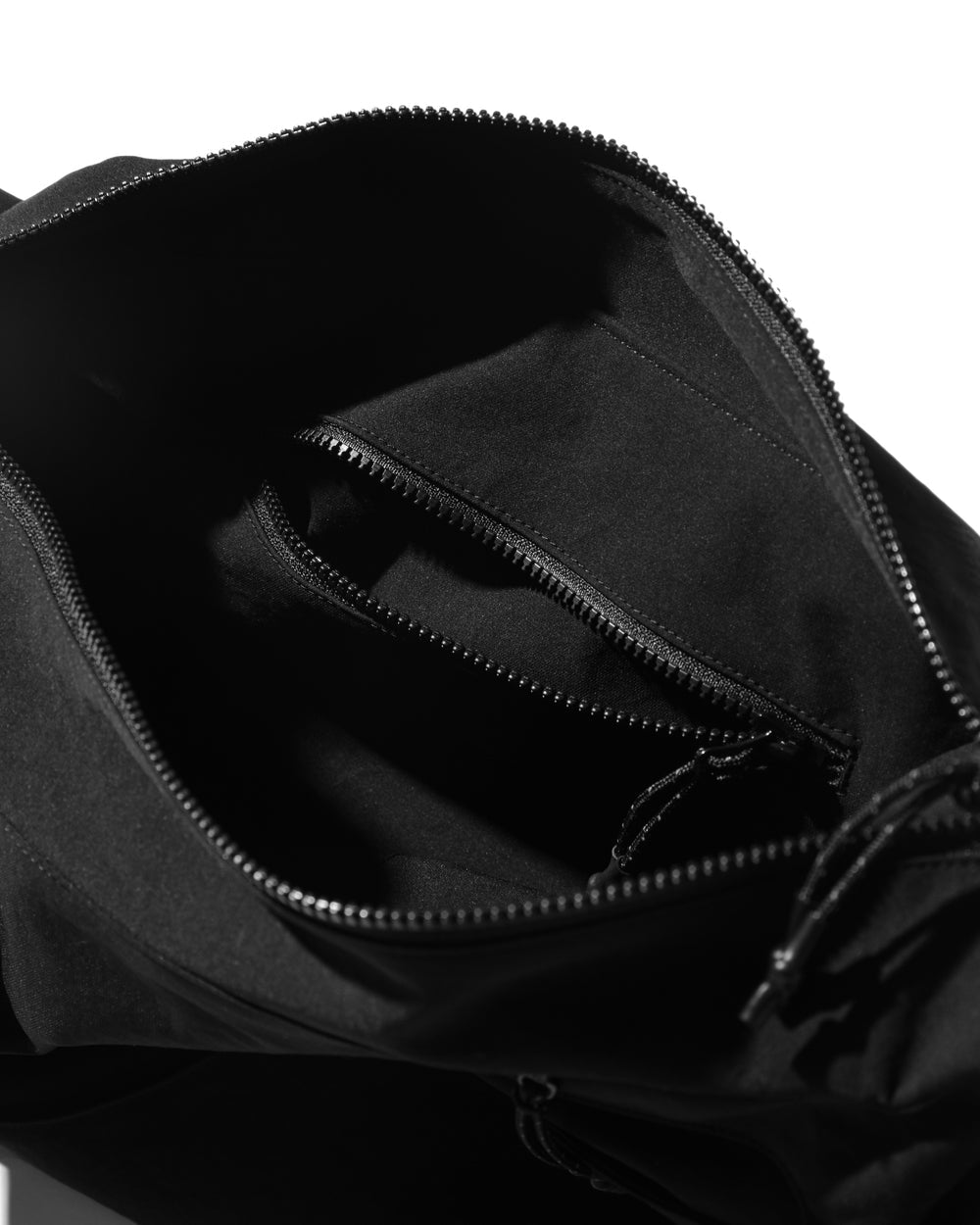 CLESSTE / Soft Shell Future Bag