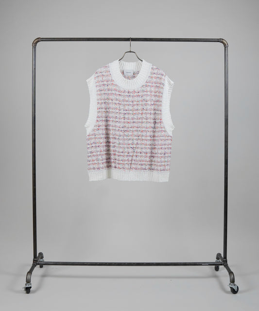 Tuck Tweed VS