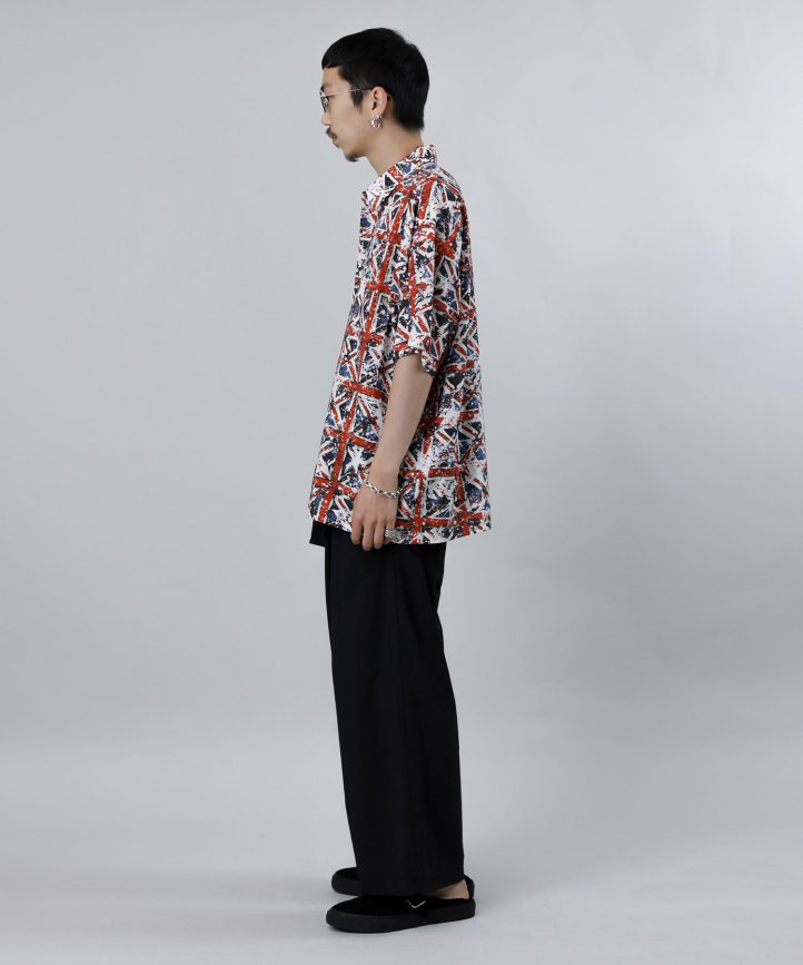 A BOY A MAN UK” H/S SH_RED