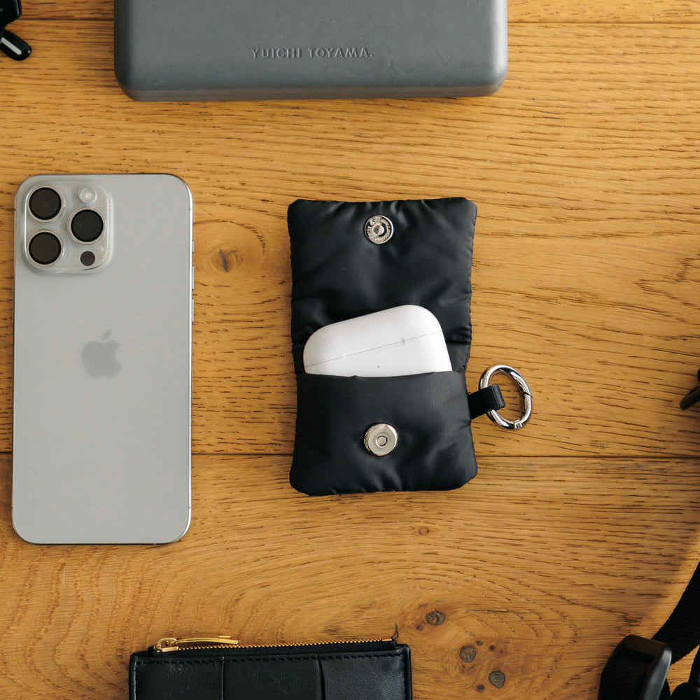 CLESSTE / Padded Airpod Case (Black)