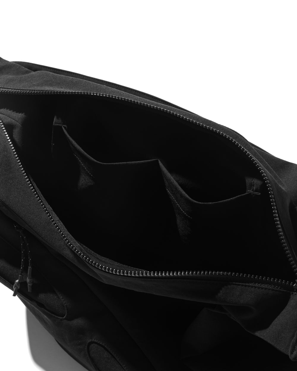 CLESSTE / Soft Shell Future Bag