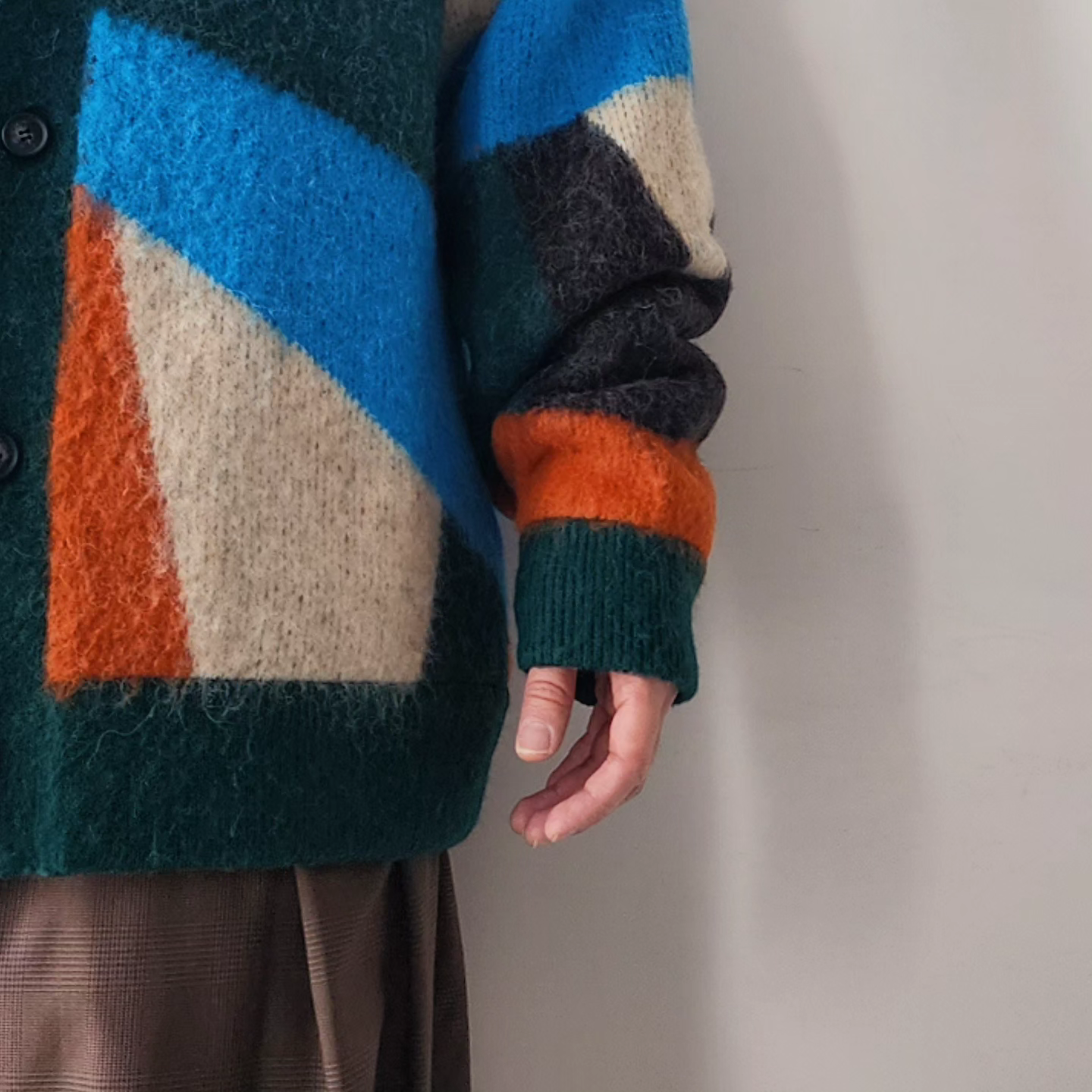 TAUPE / Panel Art Cardigan