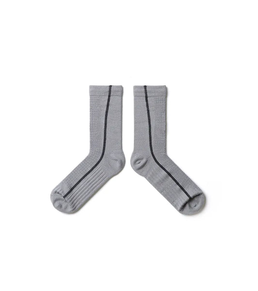 NOZZLEQUIZ / Line Grey - Flat-sew midcalf socks
