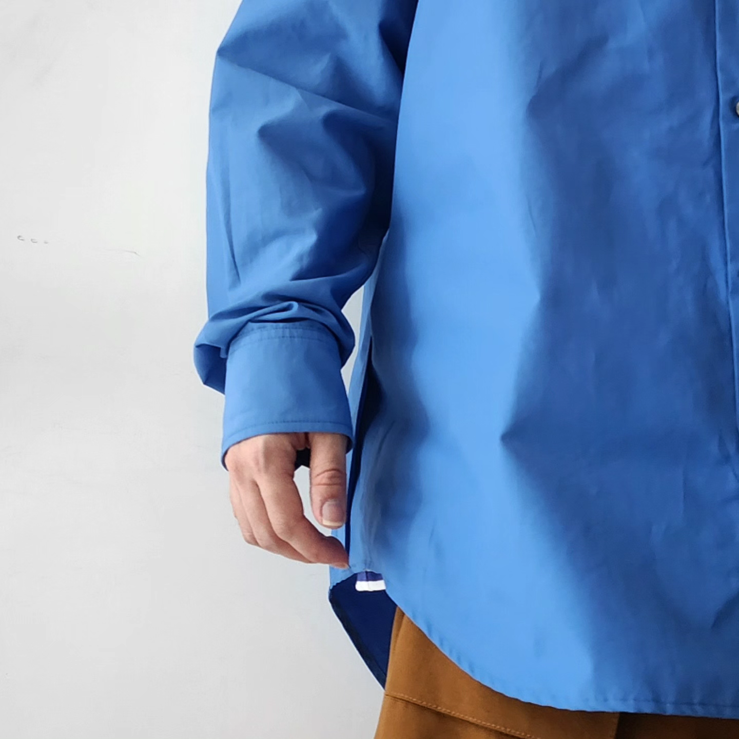 TREE AND BRANCH / Oversized Side Slit Shirket